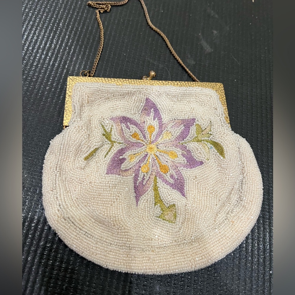 Vintage Japanese beaded purse.